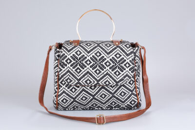 Vintage Double Diamond Sassy Sling Bag